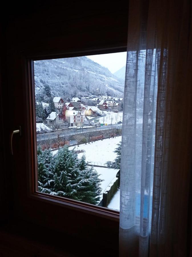 Hotel Eth Solan & Spa Vielha Esterno foto