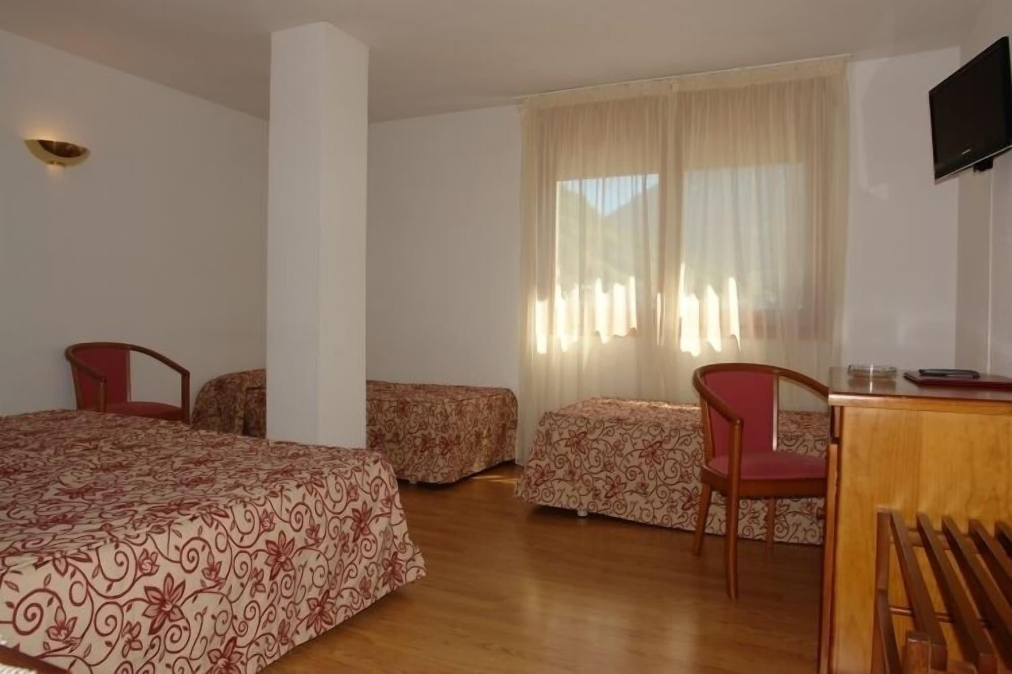 Hotel Eth Solan & Spa Vielha Esterno foto