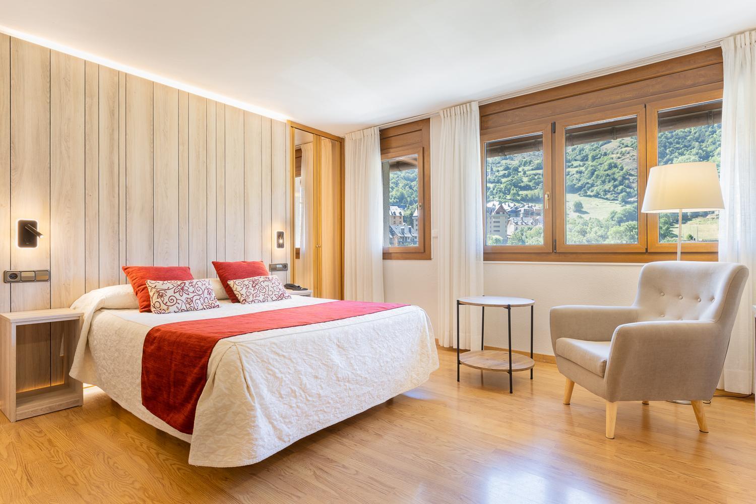 Hotel Eth Solan & Spa Vielha Esterno foto