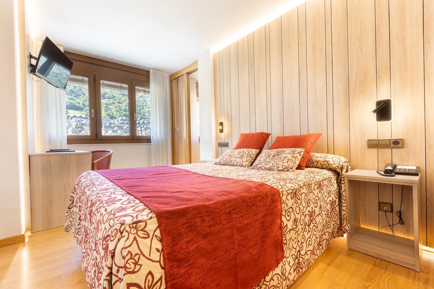 Hotel Eth Solan & Spa Vielha Esterno foto